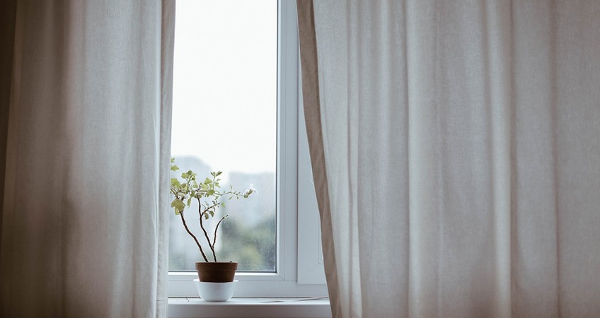 How to Choose the Right Curtains for Your Windows
